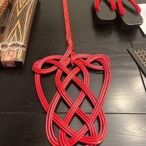 Super vintage rattan rug beater